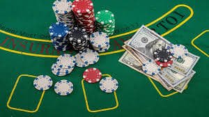 Filipino players enjoying online sports betting on mobile devices